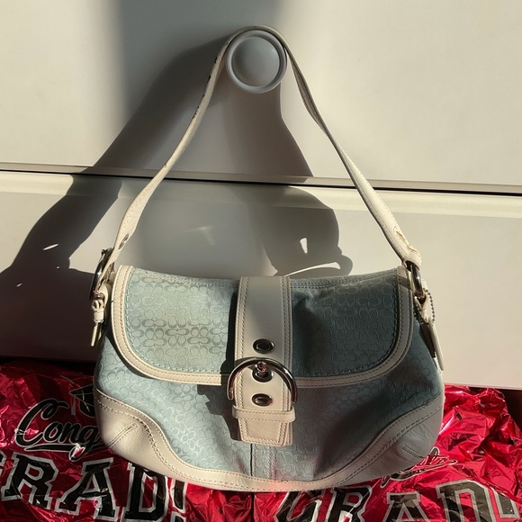 Teal and White Coach Purse 👜 - Picture 2 of 15